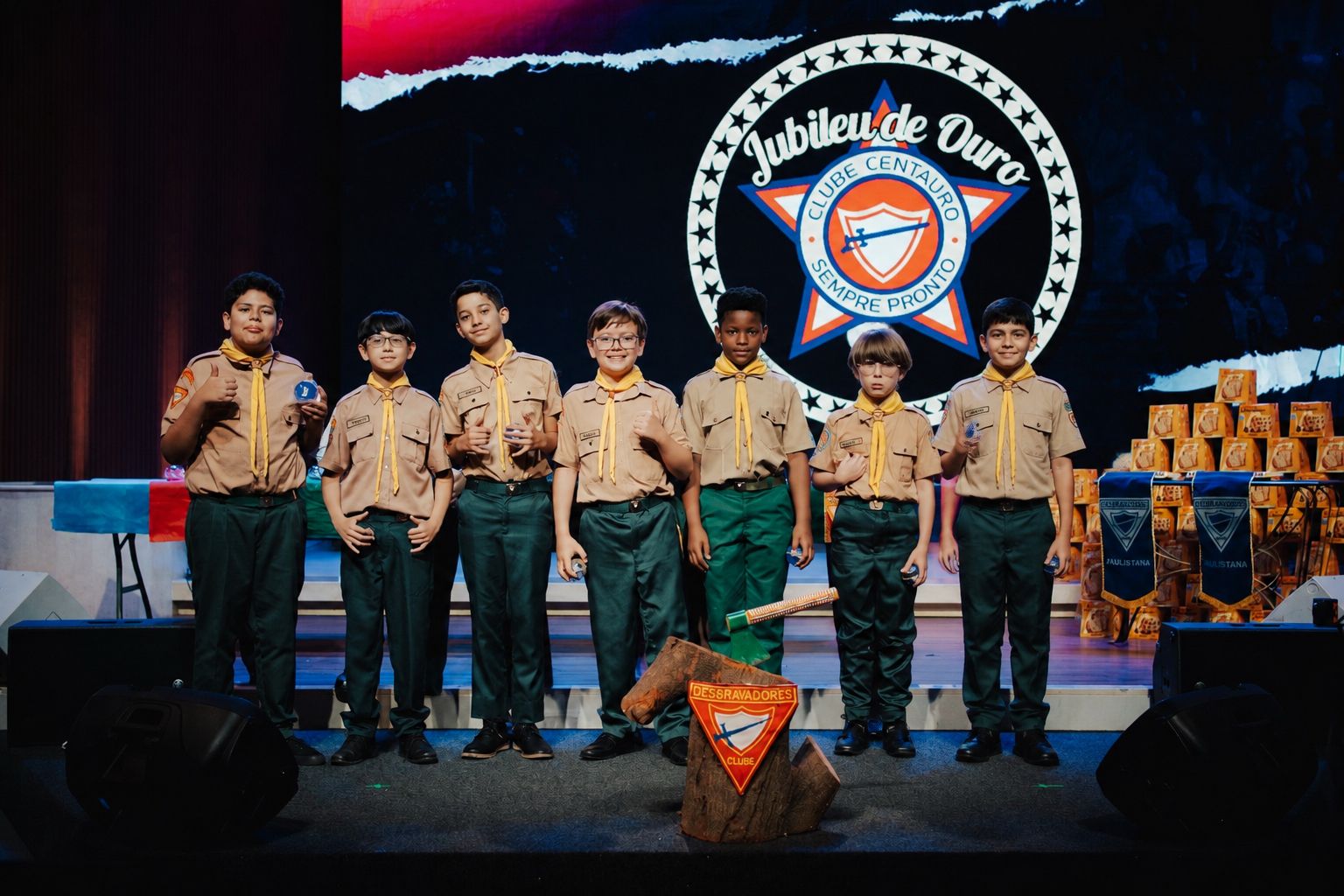 Evidência Uniforme A - Gala